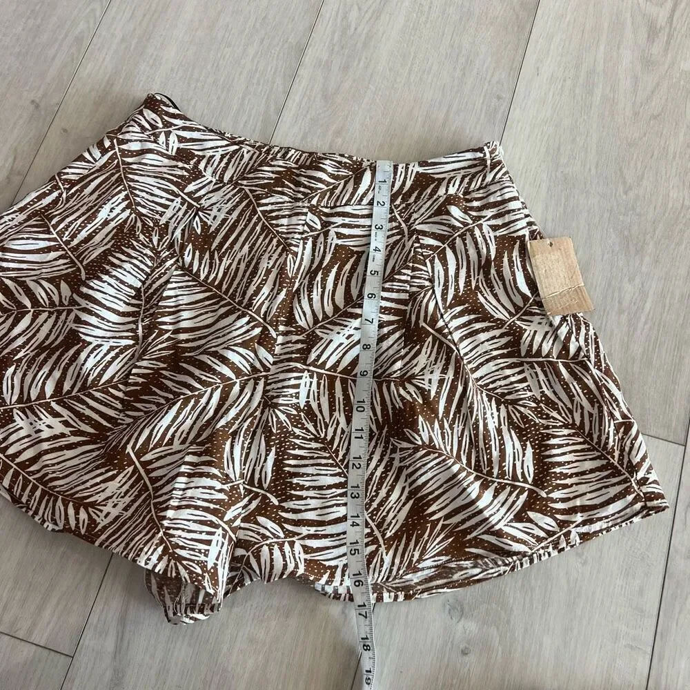 Style Rack women shorts size L